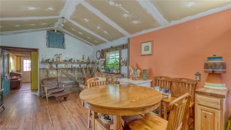 60040 Bliss Road, New Concord, OH - Photo 6