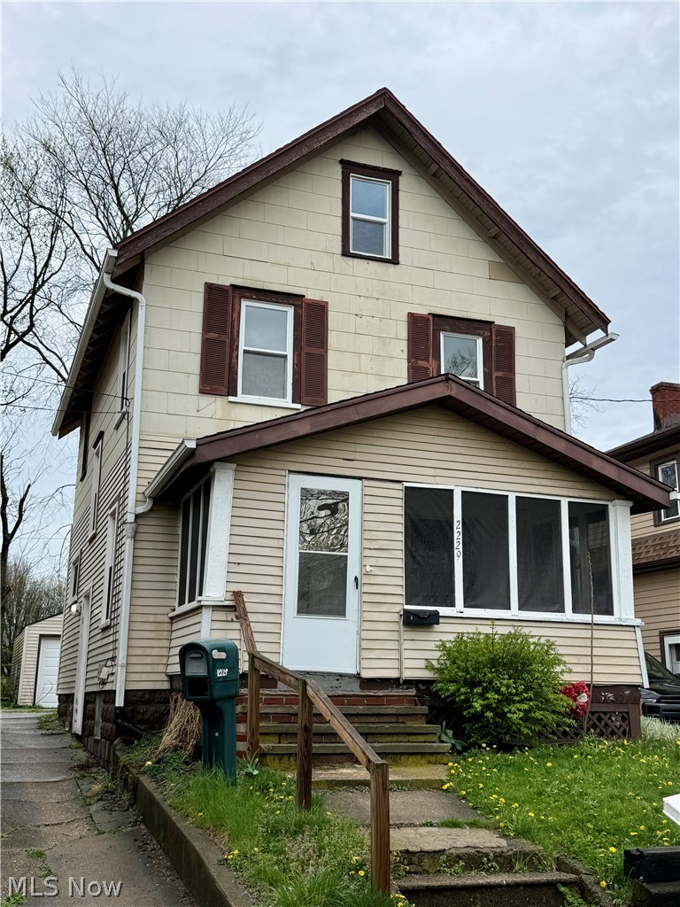 2229 25th Street, Akron, OH, 44314