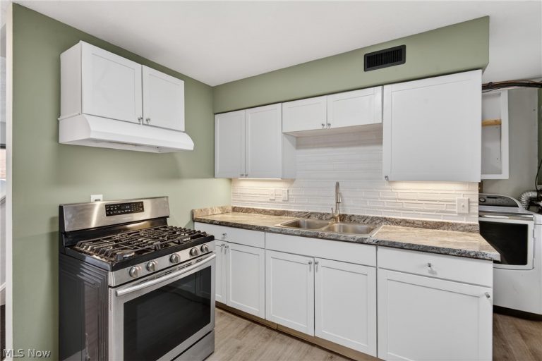 193 Dalepark Drive #7, Bedford, OH - Photo 3