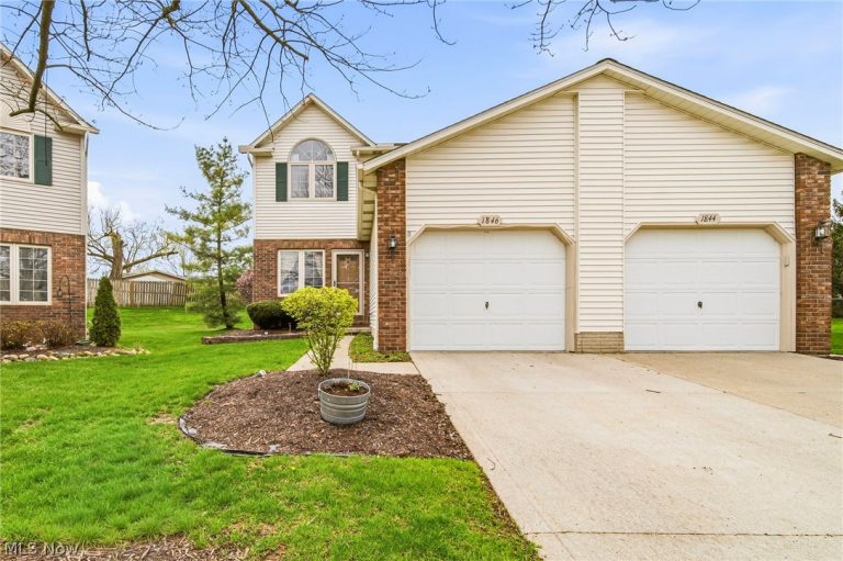 1846 Hobbits Way, Brunswick, OH - Photo 2