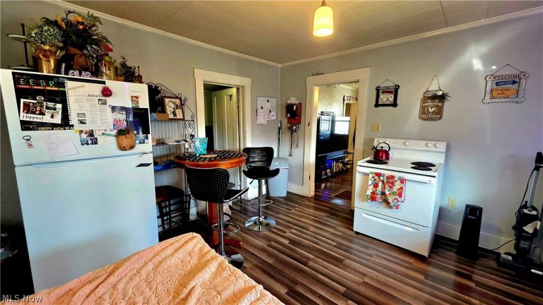 100 Spring Street, Marietta, OH - Photo 5