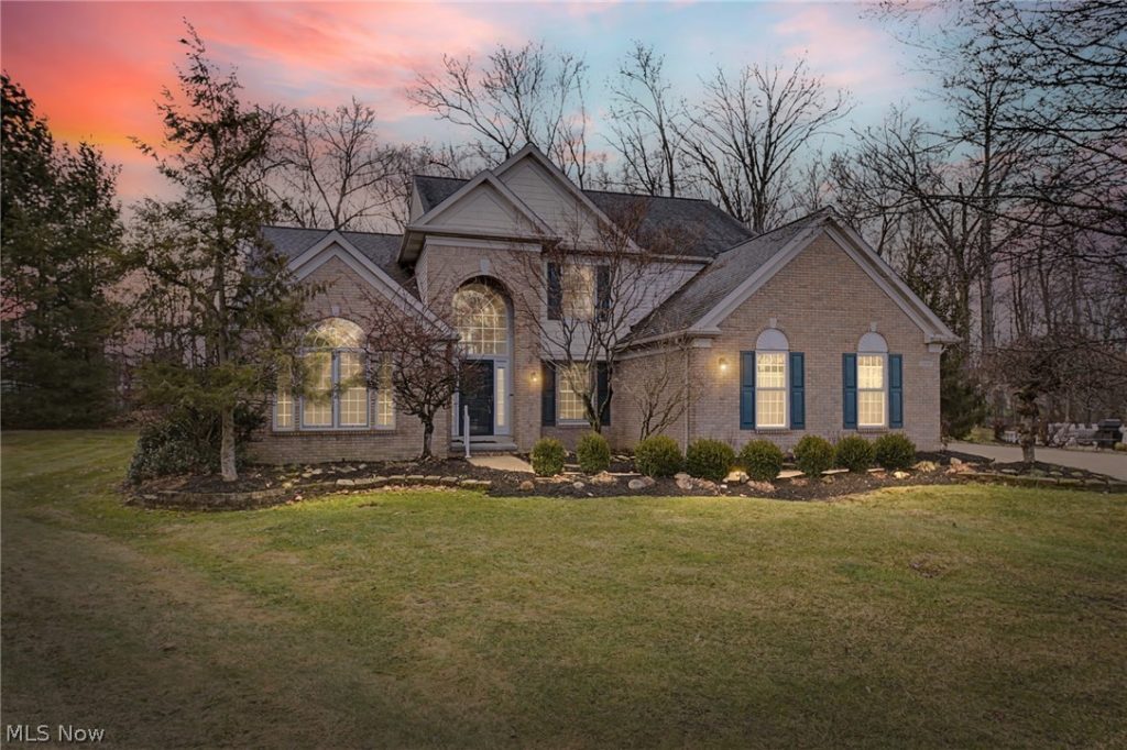 20067 Killians Grove, Strongsville, OH