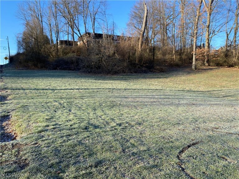 Jackson Avenue, Massillon, OH, 44646