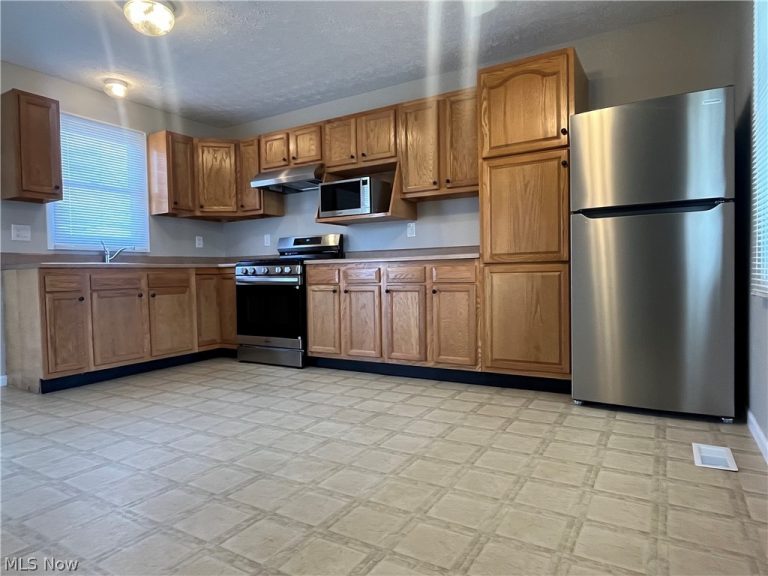 715 6th Street, Canton, OH - Photo 3