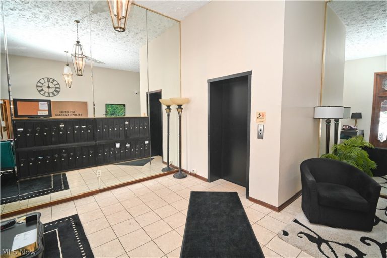 5200 West Boulevard #505, Youngstown, OH - Photo 6