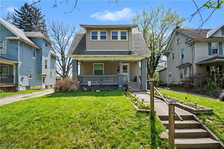 72 Ido Avenue, Akron, OH, 44301