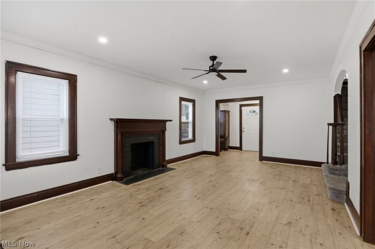 3009 Becket Road, Cleveland, OH - Photo 4