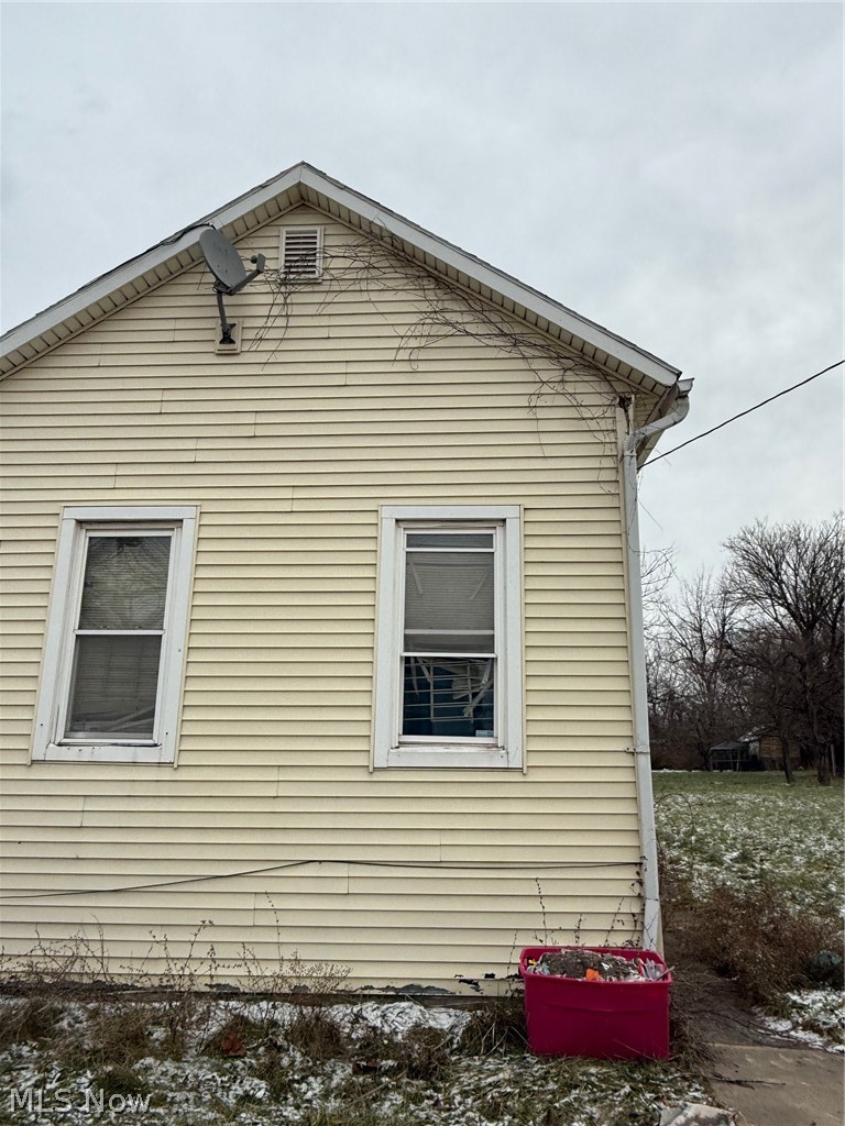 3325 49th Street, Cleveland, OH, 44127