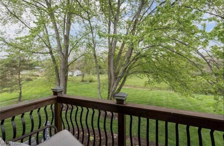 5941 Stow Road, Hudson, OH - Photo 6