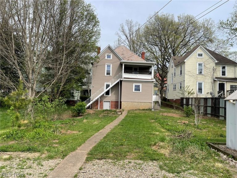 228-230 Oakwood Avenue, Marietta, OH - Photo 4