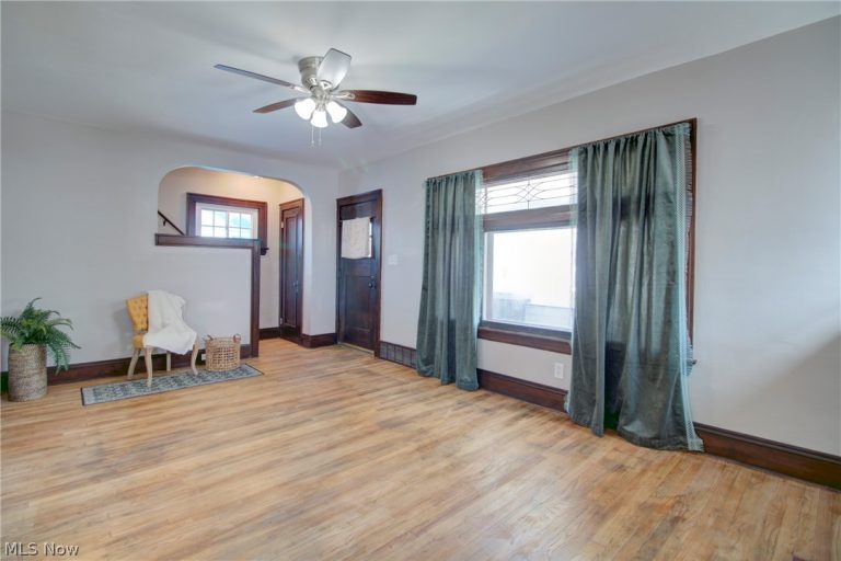 3874 137th Street, Cleveland, OH - Photo 5