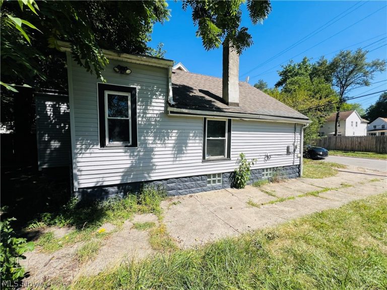 9407 Benham Avenue, Cleveland, OH - Photo 2