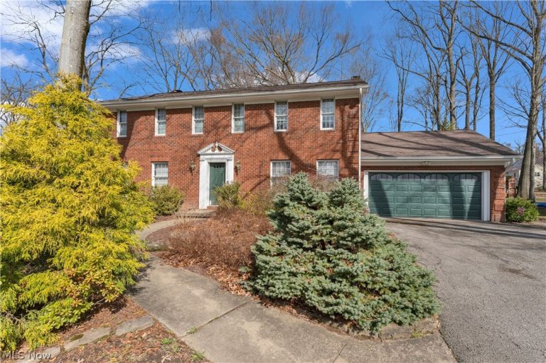 190 Chapel Lane, Canfield, OH - Photo 2