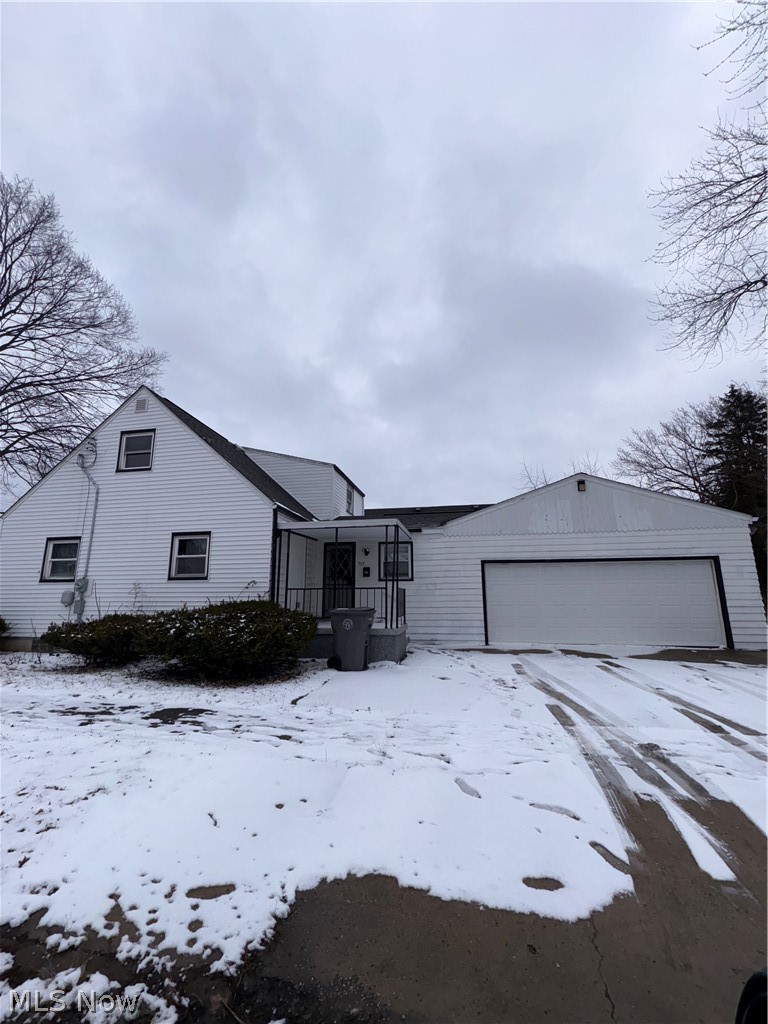 703 Palmer Avenue, Youngstown, OH - Photo 3