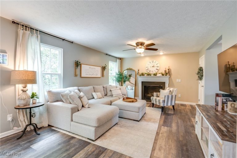 7194 Emerald Marsh Circle, Canal Fulton, OH - Photo 4