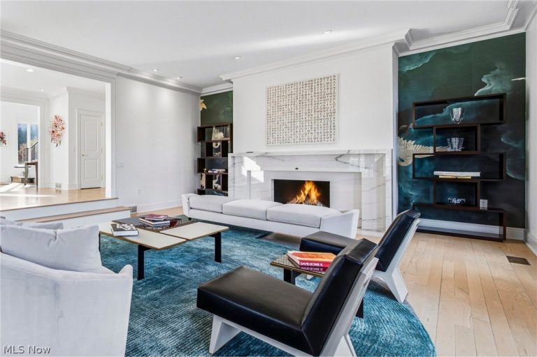 7325 Calley Lane, Novelty, OH - Photo 6