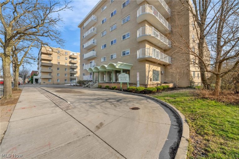 14567 Madison Avenue #707, Lakewood, OH, 44107