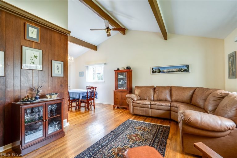 833 Cliffside Drive, Akron, OH - Photo 4