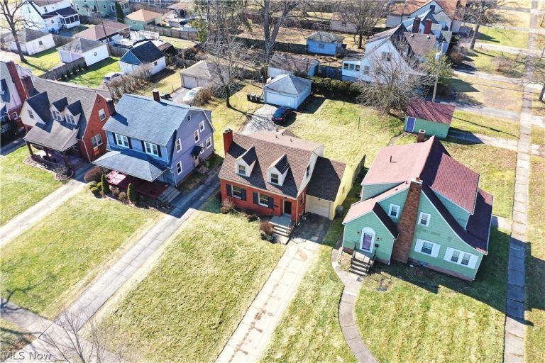 4206 Rush Boulevard, Youngstown, OH - Photo 4