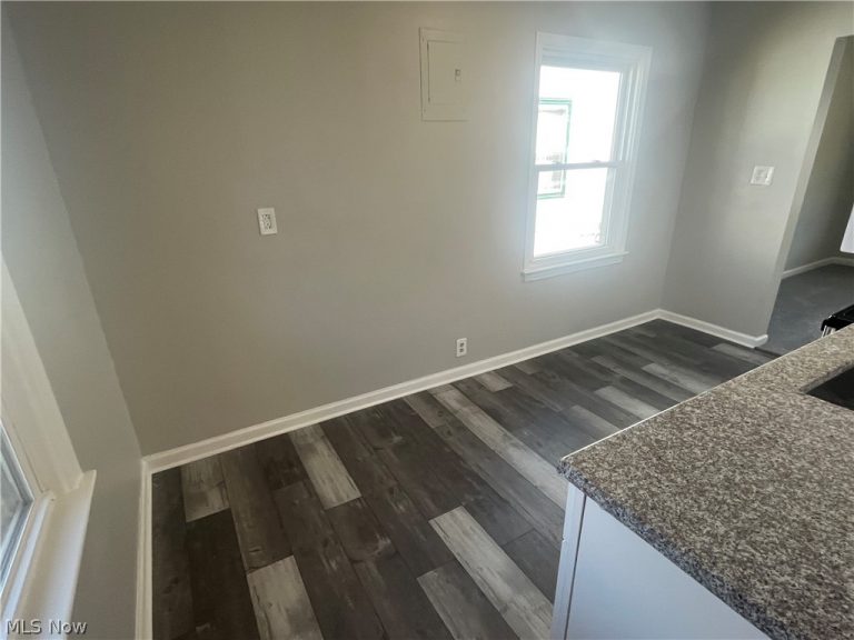 4464 138th Street, Cleveland, OH - Photo 8