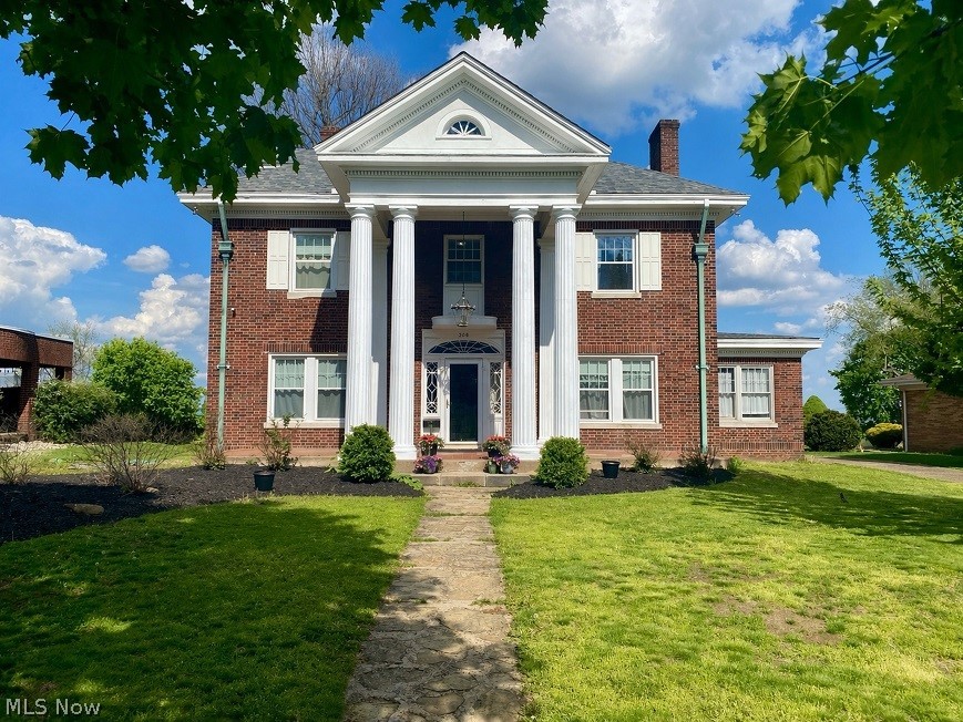 208 Braybarton Boulevard, Steubenville, OH