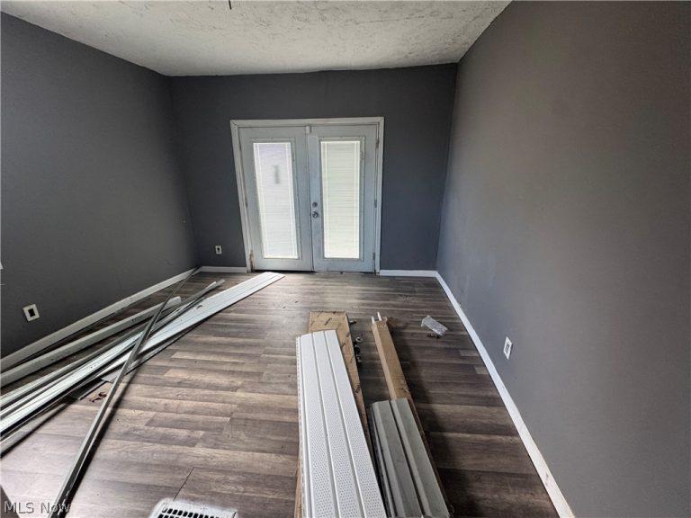 12600 Forest Hill Avenue, Cleveland, OH - Photo 8