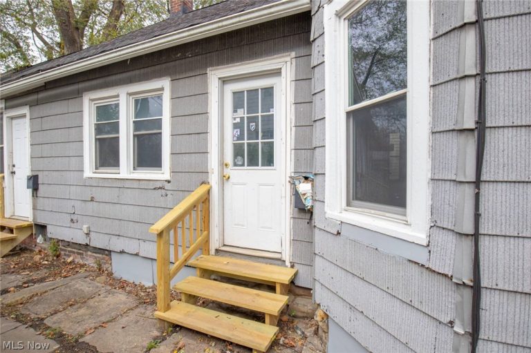 3304 46th Street, Cleveland, OH - Photo 6