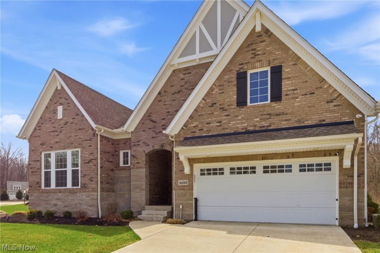 4650 Crocker Woods Lane, Westlake, OH - Photo 2