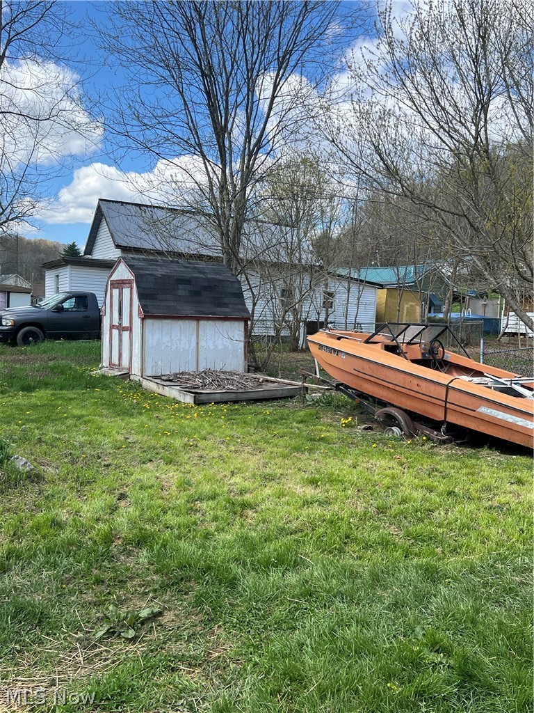 19 Locust Street, Glouster, OH - Photo 8