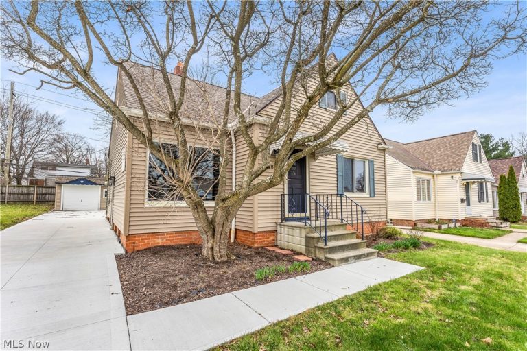 4186 Lambert Road, South Euclid, OH - Photo 3