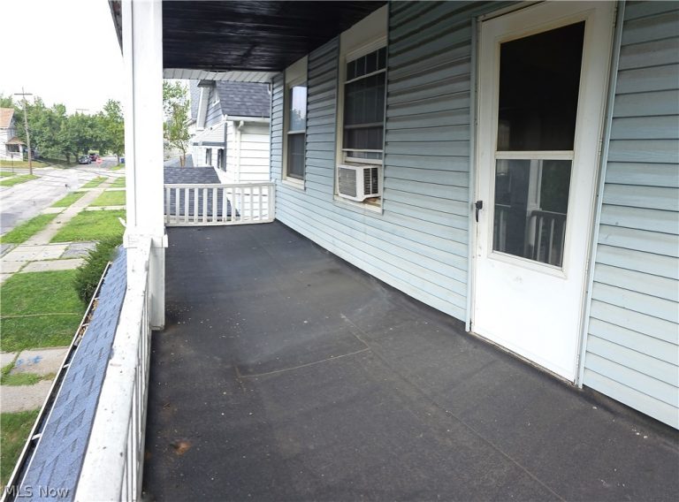 1812 Treadway Avenue, Cleveland, OH - Photo 5