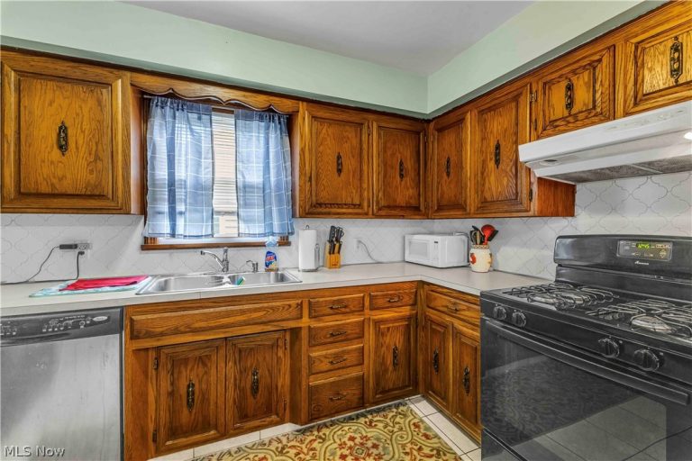 160 Rockdale Avenue, Youngstown, OH - Photo 6