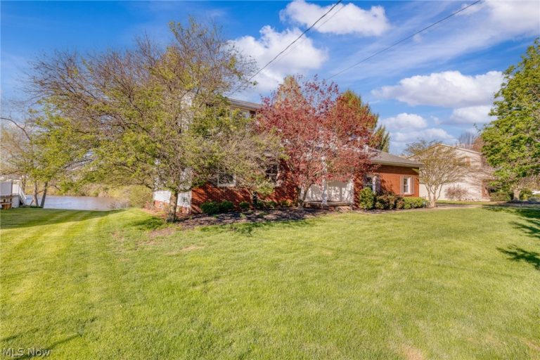 3020 Thunderbird Drive, Poland, OH - Photo 4