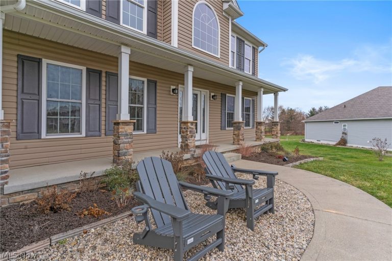 6347 Livia Lane, Medina, OH - Photo 2