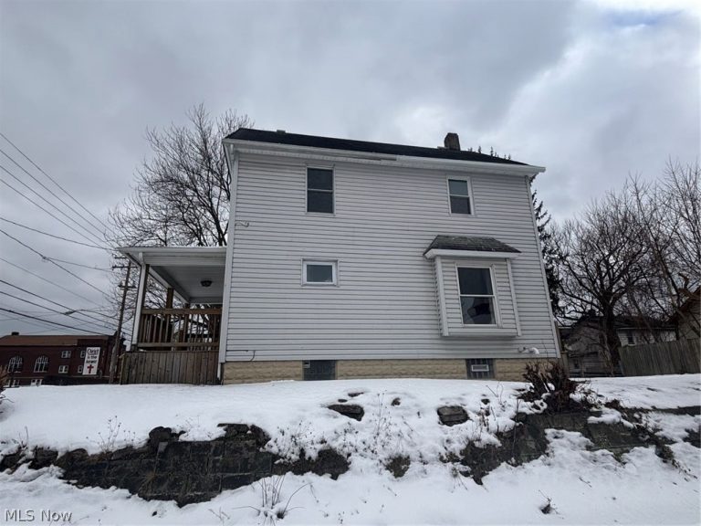 750 Brown Street, Akron, OH - Photo 2