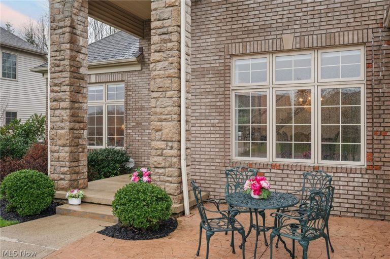 16249 Falmouth Drive, Strongsville, OH - Photo 2