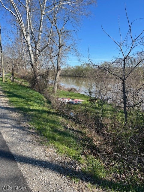 Old River Road, Philo, OH, 43771