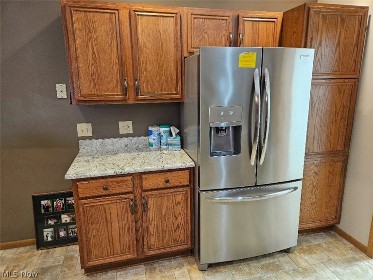 2585 Barnstone Avenue, Canton, OH - Photo 6