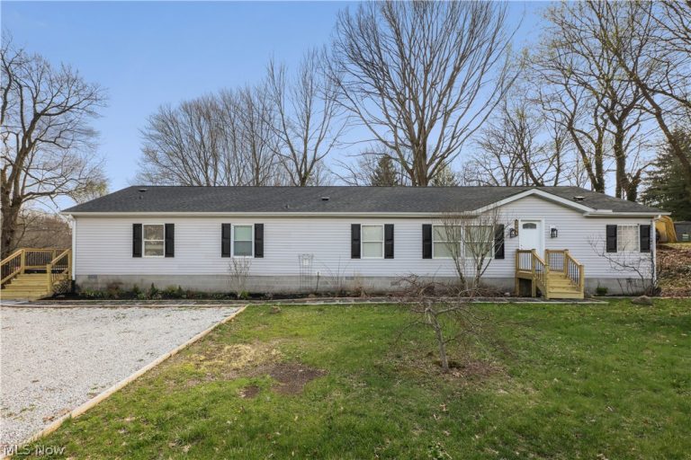 2806 Pomatan Avenue, Akron, OH, 44312