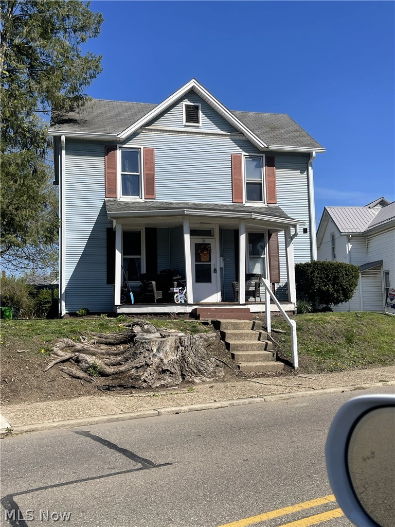 866 Main #A, Coshocton, OH, 43812