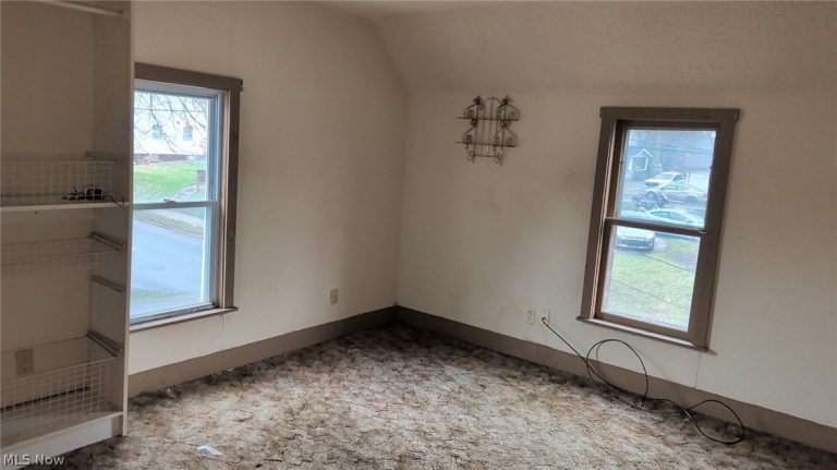 1857 Maple Avenue, Canton, OH - Photo 6