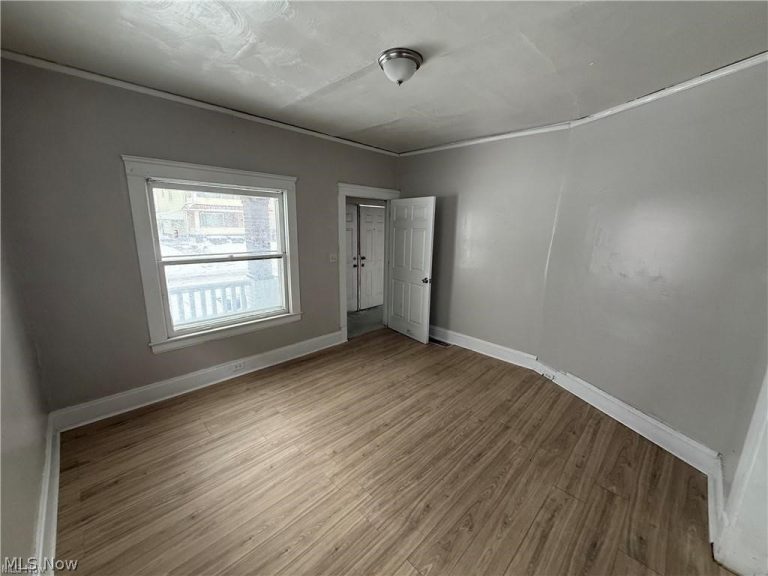 1028 146th Street, Cleveland, OH - Photo 4