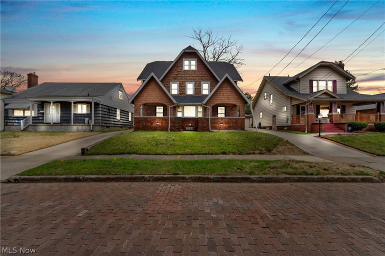 967 Oakland Avenue, Akron, OH, 44310