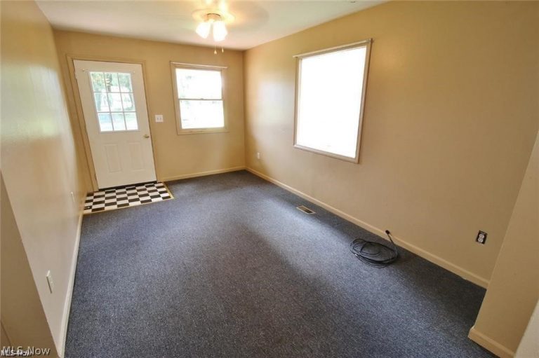 39 2nd Street #C, Frazeysburg, OH - Photo 5