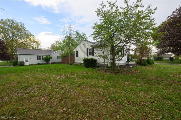2950 Stanton Avenue, Massillon, OH - Photo 5