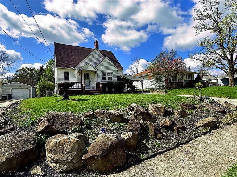 1502 Slusser Road, Akron, OH - Photo 3