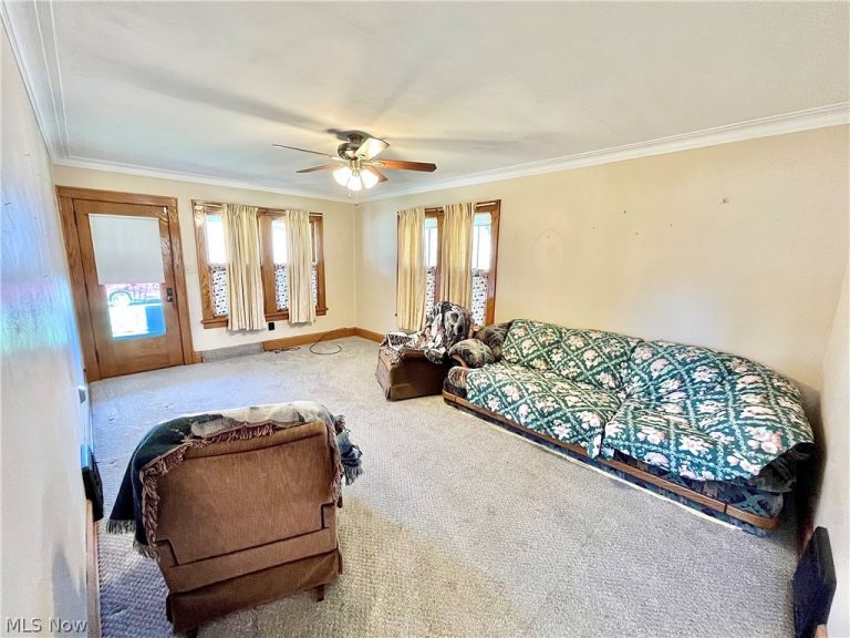 716 Grove Street, Conneaut, OH - Photo 5