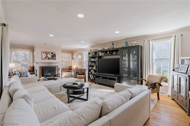 26301 Annesley Road, Beachwood, OH - Photo 4