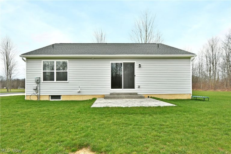 5554 Alva Avenue, Warren, OH - Photo 8