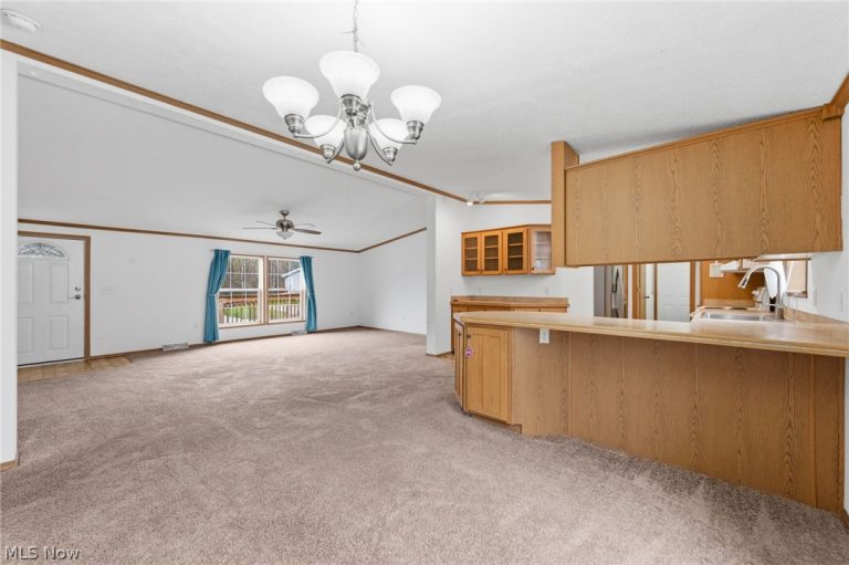 2631 Stoneyridge Drive, Madison, OH - Photo 6
